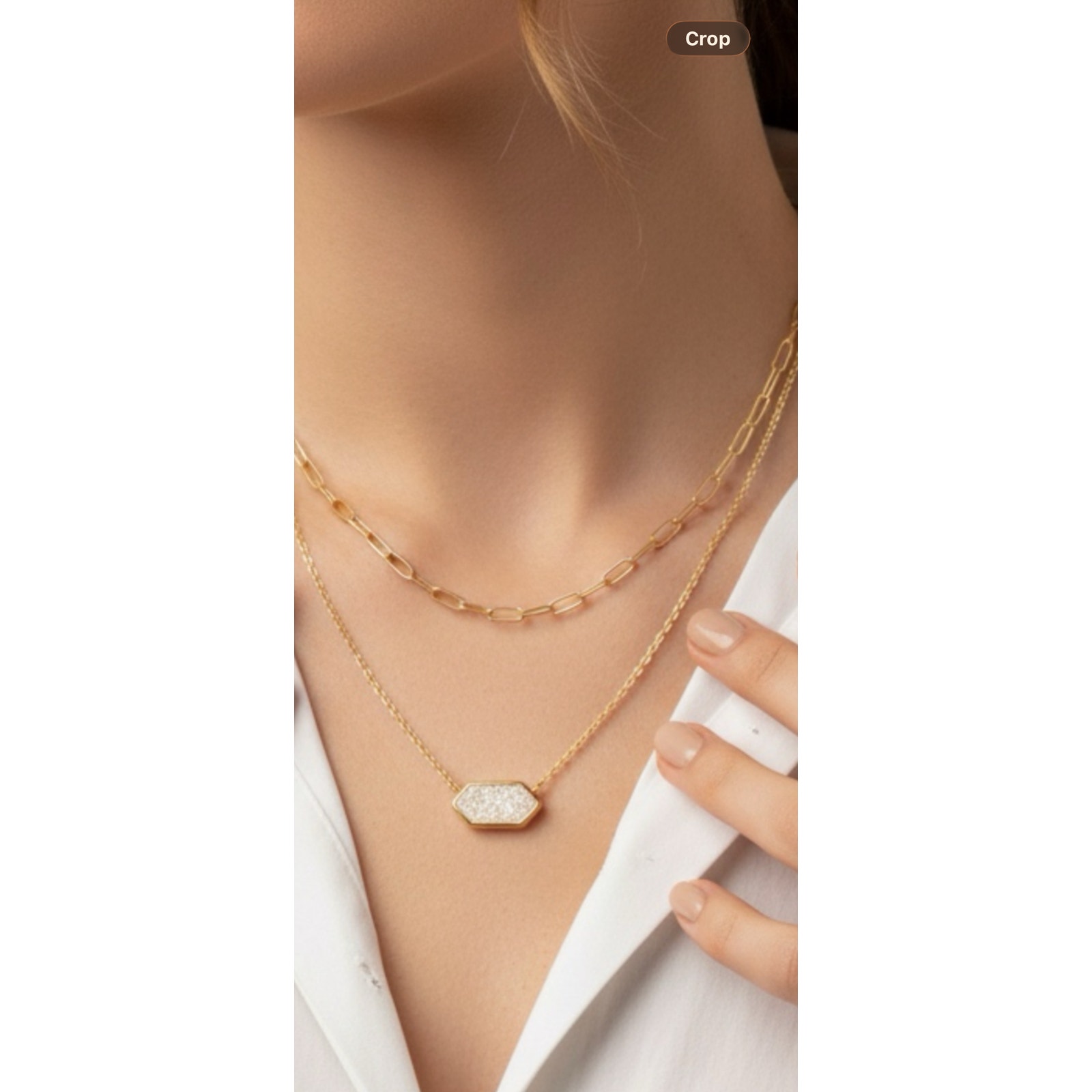 Daniela Swaebe Gold Tone Layered Necklace White Pendant Nwt